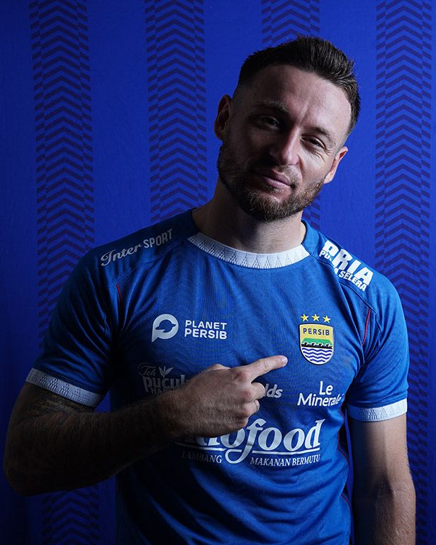 Bidik Trofi Piala Presiden 2025, Marc Klok Minta Marselino Ferdinan dkk Jangan Main Terlalu Serius