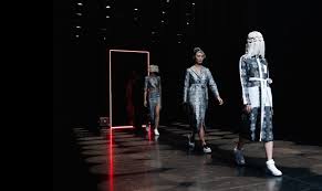 Virtual Runway 2025: Panggung Fashion Digital yang Mengubah Industri Mode