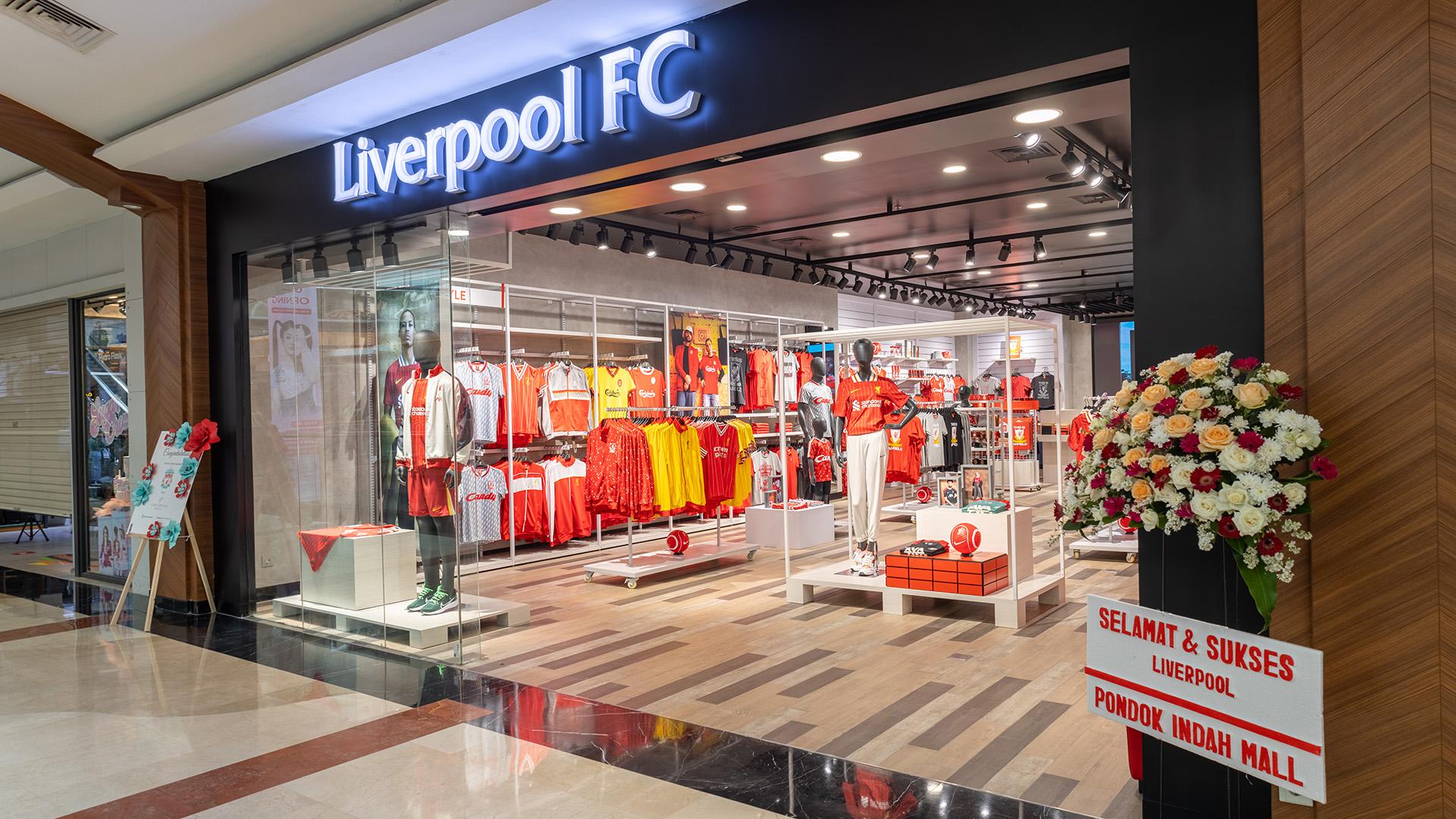 Melihat Toko Resmi Liverpool di Indonesia: Hadirkan Koleksi Retro hingga Rilisan Terbaru