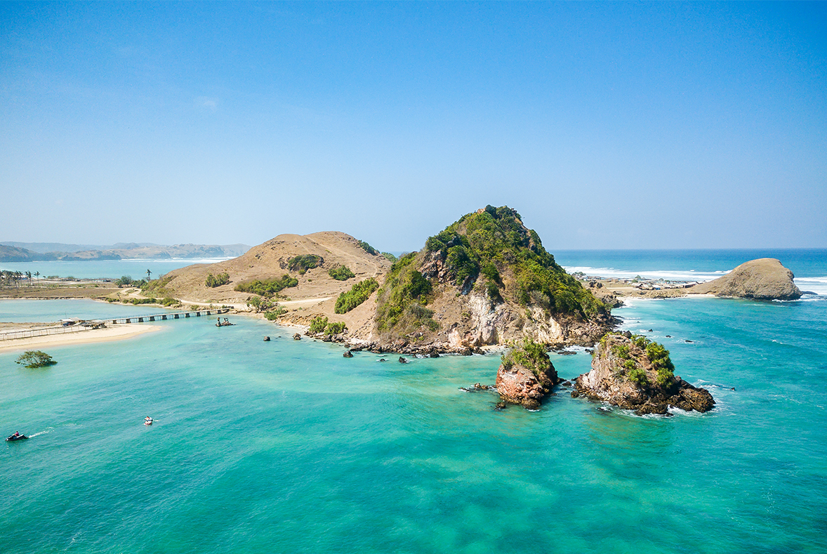 10 Destinasi Wisata Lokal Indonesia 2025 yang Wajib Dikunjungi