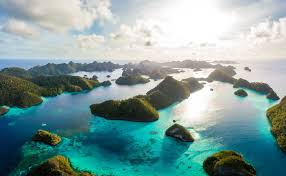 Pariwisata Indonesia 2025: Destinasi Super Prioritas, Tren Digital, dan Ekowisata